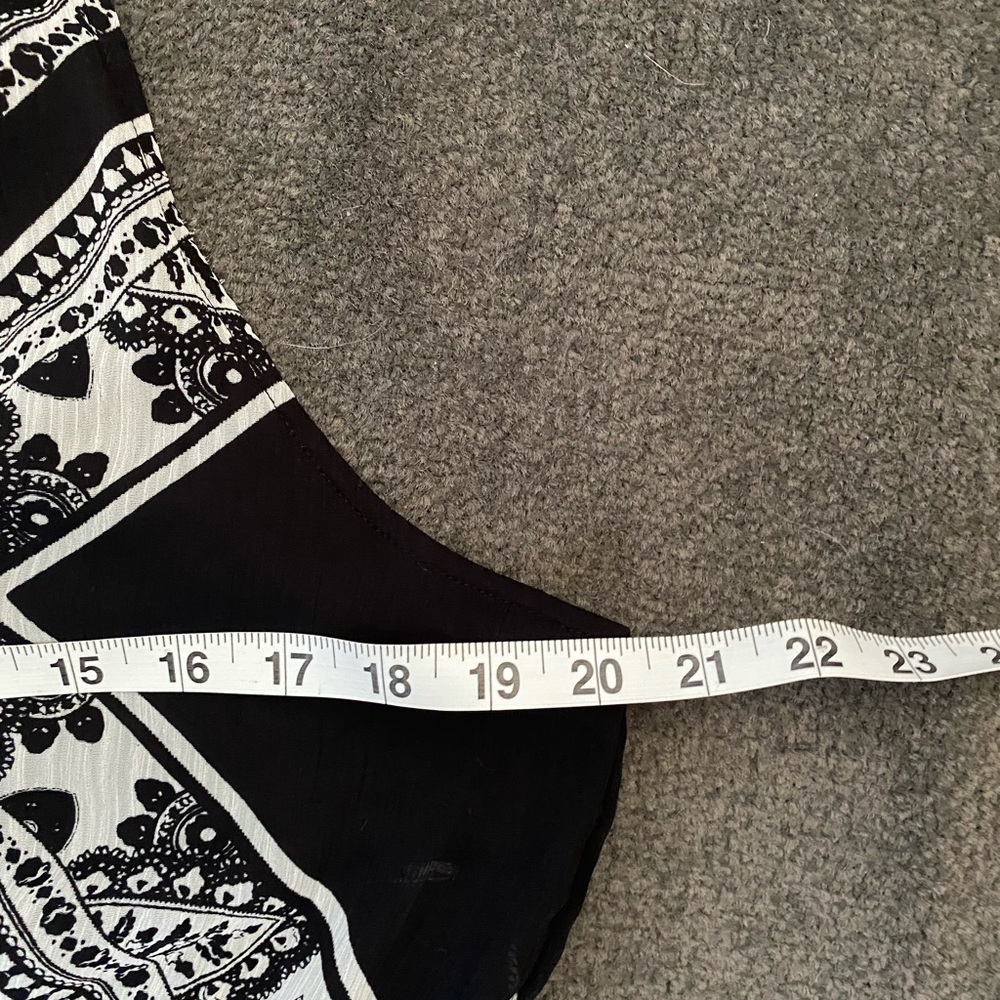 Printed Maxi Dress - Picture 3 of 4